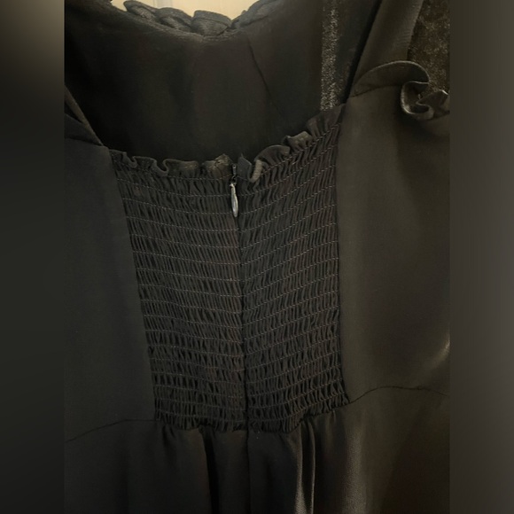 Reformation dress - Picture 4 of 4